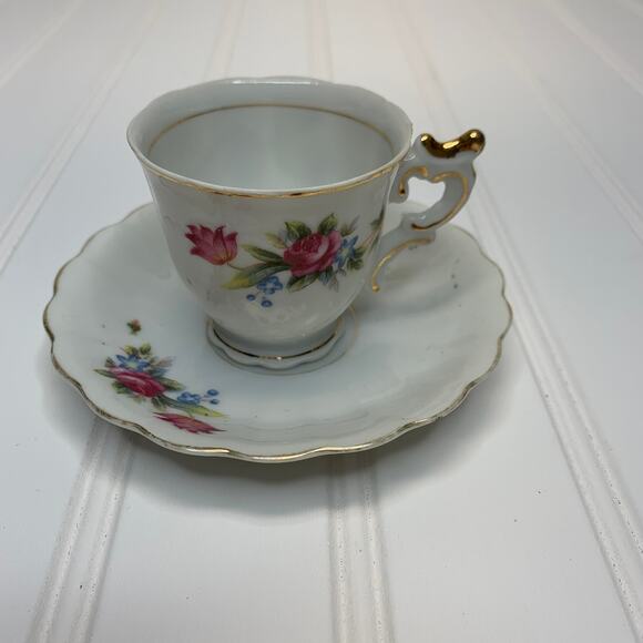 Demitasse Vintage Tea Cup Set Made in Occupied Japan Pink Roses Gold Trimmed - Picture 1 of 10